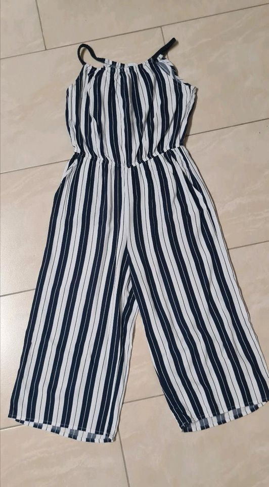 H & M Jumpsuit Hosenjumpsuit blau weiß gestreift Gr. 140 in  Nordrhein-Westfalen - Witten | eBay Kleinanzeigen ist jetzt Kleinanzeigen