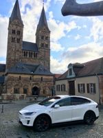 Tesla Model S 3 X Y Roadster Fahrer - Whatsapp Gruppe Hessen - Friedrichsdorf Vorschau