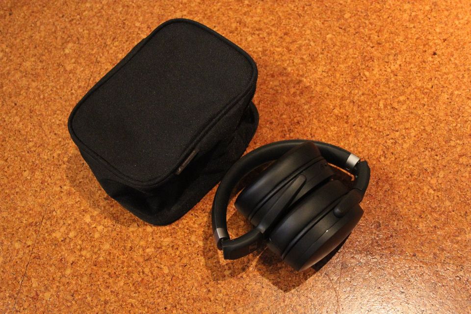 Sennheiser - kabelloser Kopfhörer HD 450BT - faltbar inkl. Tasche in Handeloh