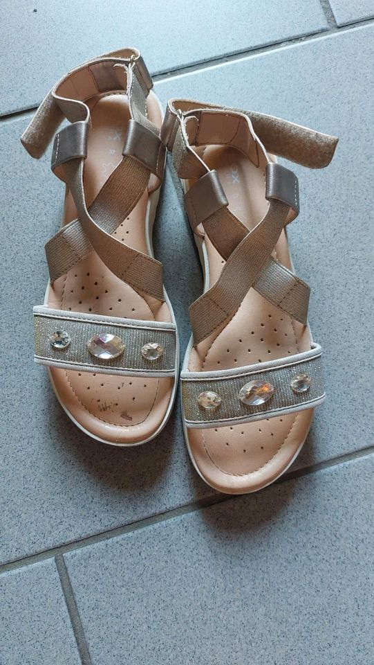 Geox 37 Sandalen Gold beige in Potsdam