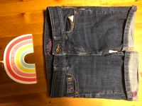 Tommy Hilfiger Shorts kurze Hose Jeans 6 134 140 Niedersachsen - Dissen am Teutoburger Wald Vorschau