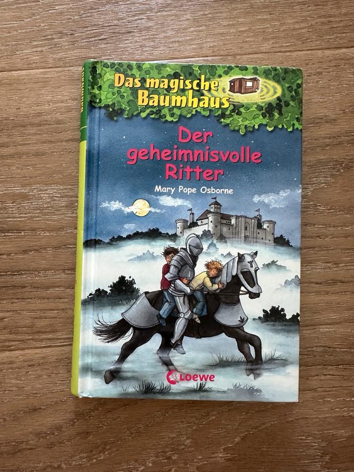 Buch, das magische Baumhaus, Band 2, der geheimnisvolle Ritter in Schulzendorf bei Eichwalde