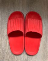pantoletten damen gr.38 rot damenschuhe sandalen Nordrhein-Westfalen - Meerbusch Vorschau