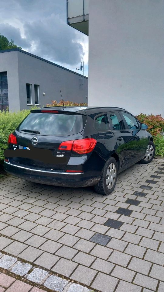 Verkaufe Opel Astra Sports Tourer in Steinen