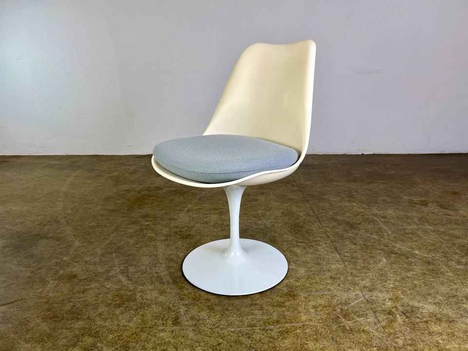 Knoll international Saarinen Tulip Stuhl drehbare in Berlin