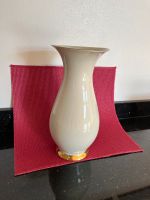 Vase Creme mit Gold Sammlerstück Dithmarschen - Lohe-Rickelshof Vorschau