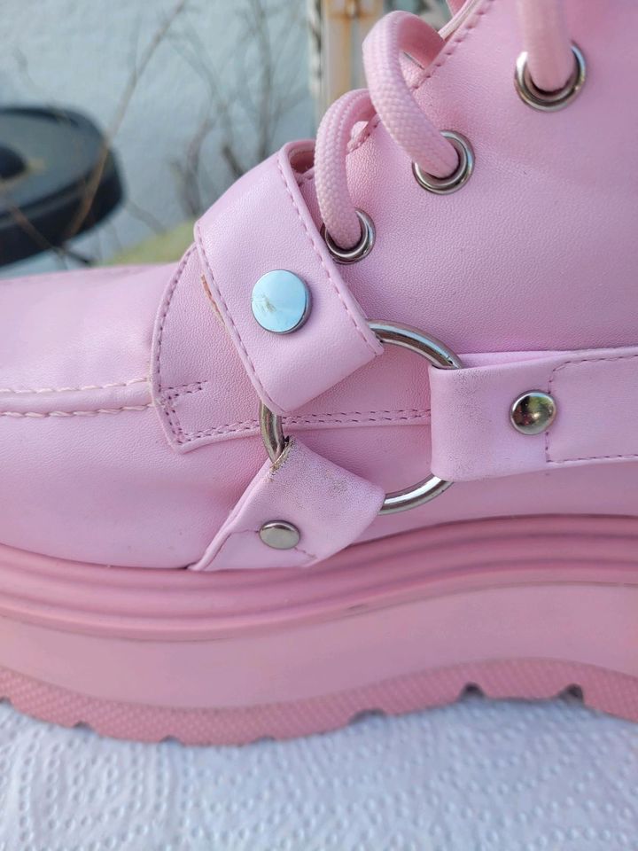 Koi Footwear Yami Kawaii Stiefel pastel goth rosa harajuku 41 in Berlin