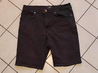 Herren Jungen Shorts Bermuda Gr. 32 H&M slim fit dunkelgrau Bayern - Amberg Vorschau