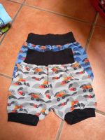 2 handmade Shorts Größe 92 Rheinland-Pfalz - Wintrich Vorschau