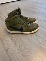 Nike schuhe Gr.38.5 Nordrhein-Westfalen - Herne Vorschau