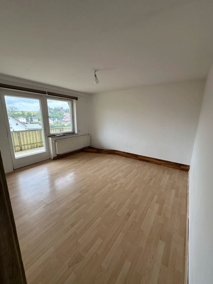 3 Zimmer Wohnung - Rottenburg an d. La. - 65 qm in Rottenburg a.d.Laaber