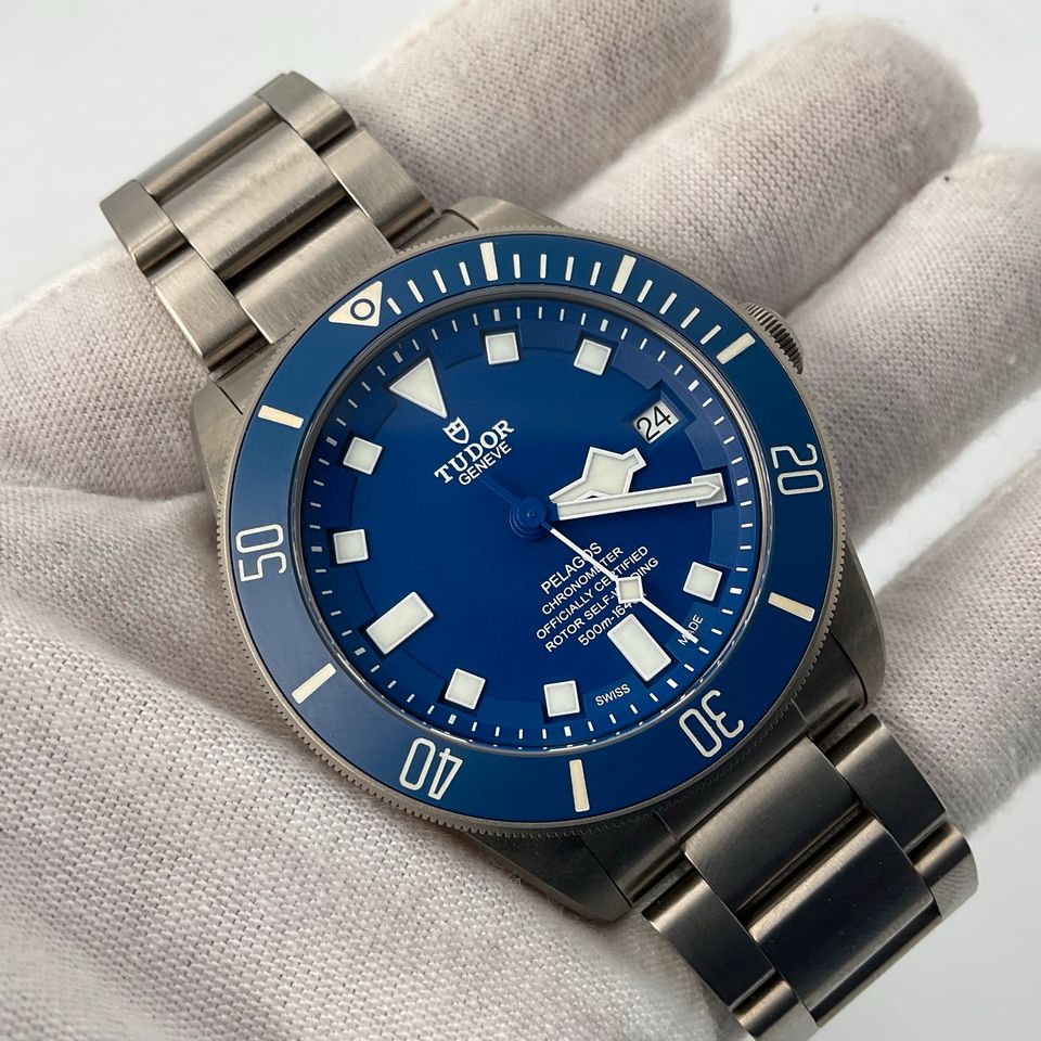 Tudor Pelagos | 25600TB | 2023 | full set | wie neu in Bornheim