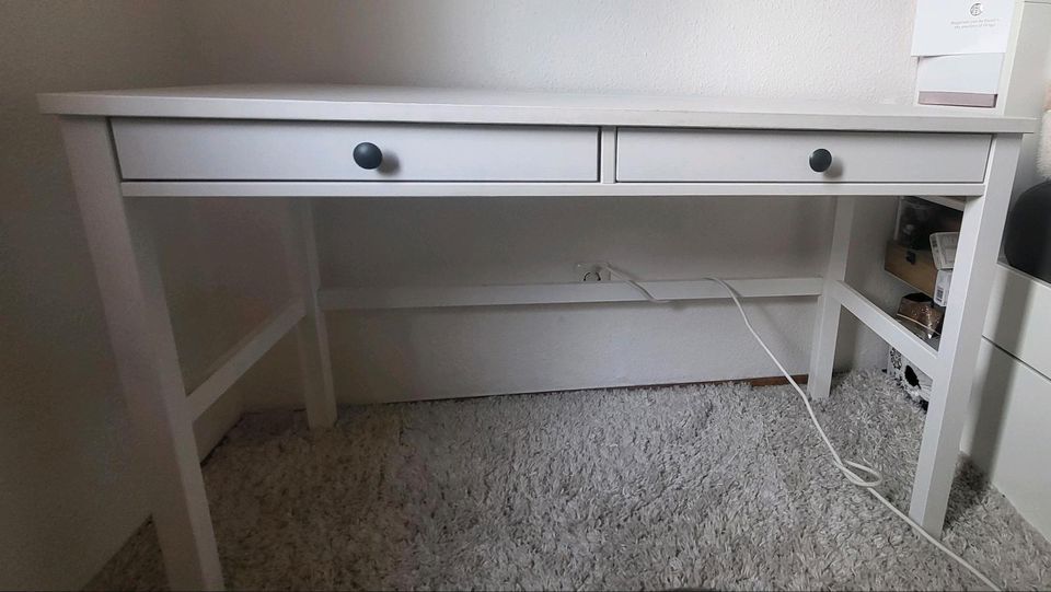 IKEA Schreibtisch Hemnes in Mönchengladbach