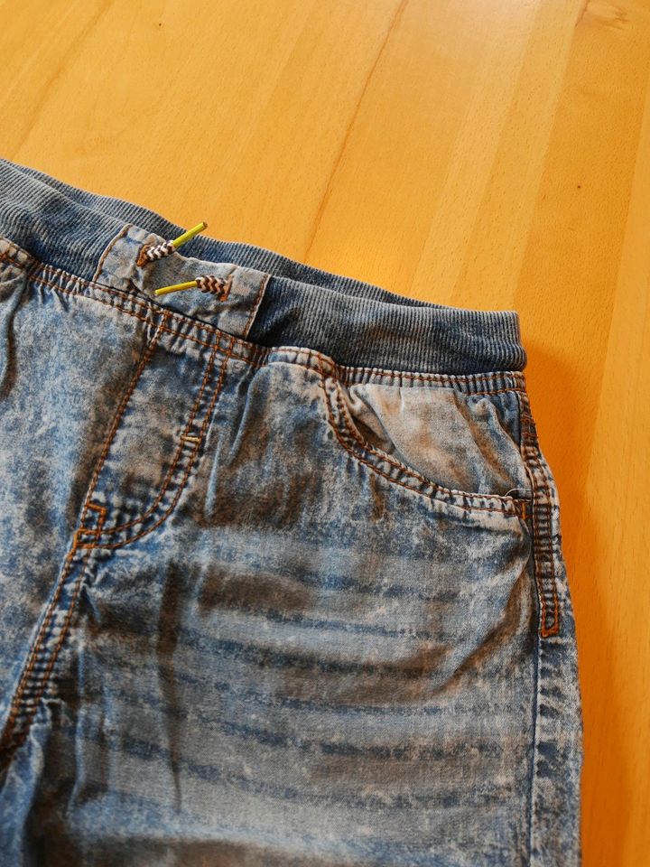 Shorts Gr. 152 Jungen blau in Anger