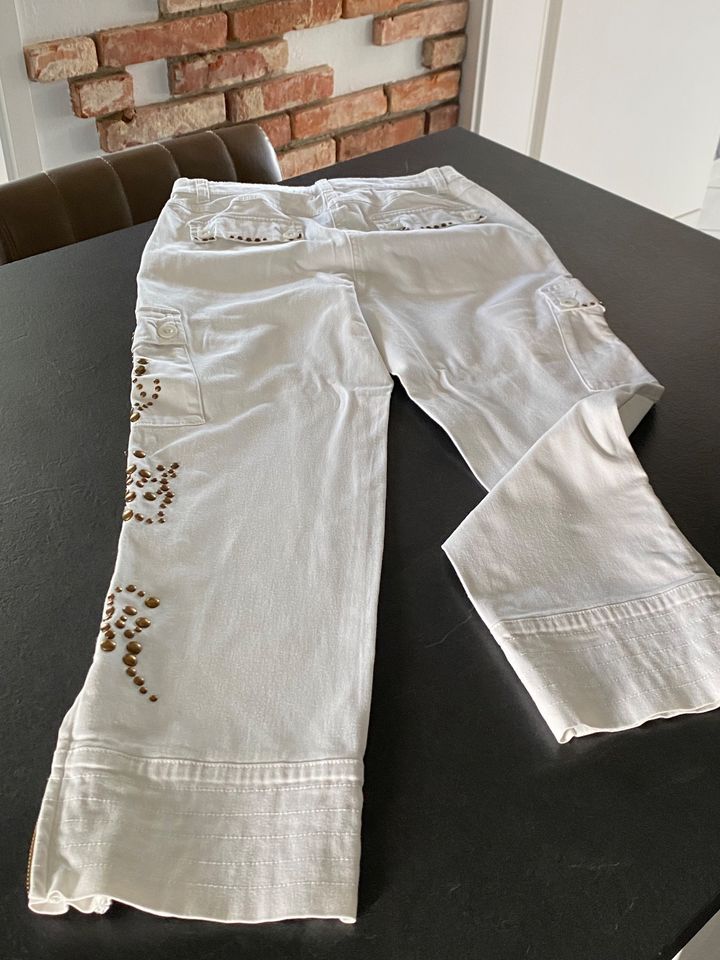 Schicke Damen Madeleine Weiße Stoff/Jeans Hose mit Nieten Gr. 36 in Fürth