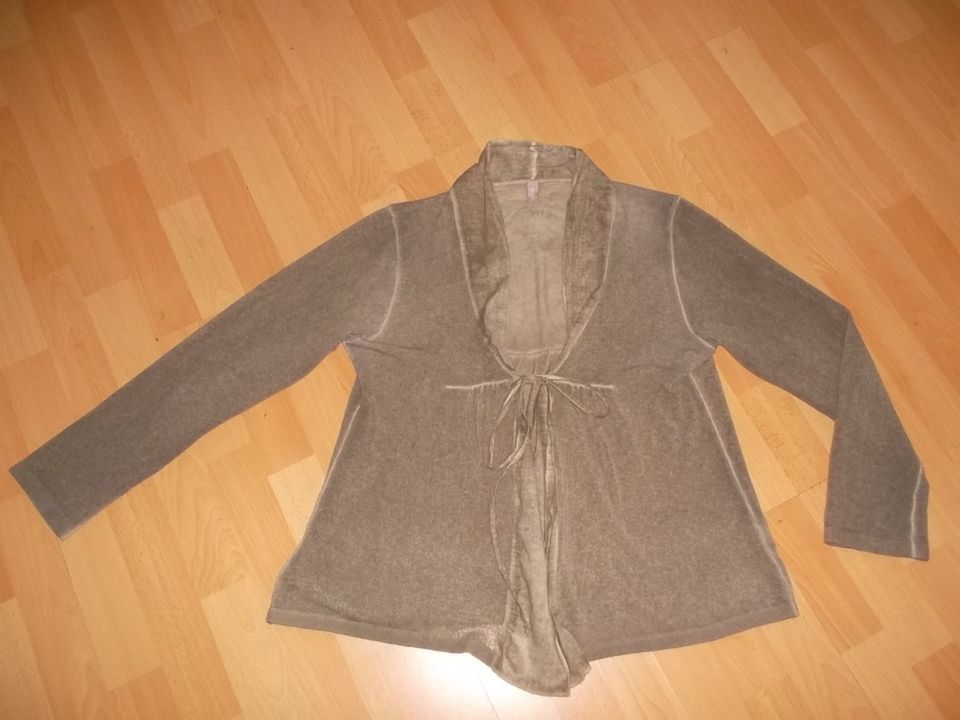 Made in Italy - Jacke Cardigan oliv meliert Gr. M / L 40-42 in Bad Homburg