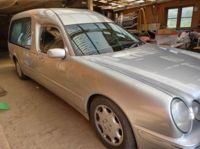 Mercedes Benz E210F, 270 CDI, 5 Zyl., Leichenwagen Nordfriesland - Neukirchen Vorschau