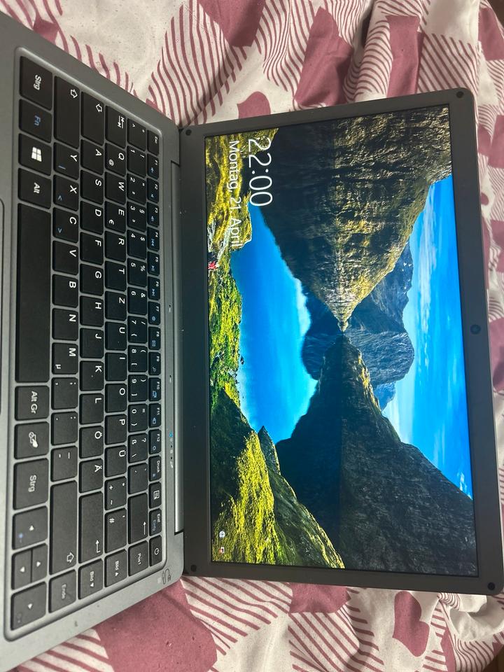Verkaufe Chinesischen Computer in Gutem Zustand mit Windows” in Ennigerloh