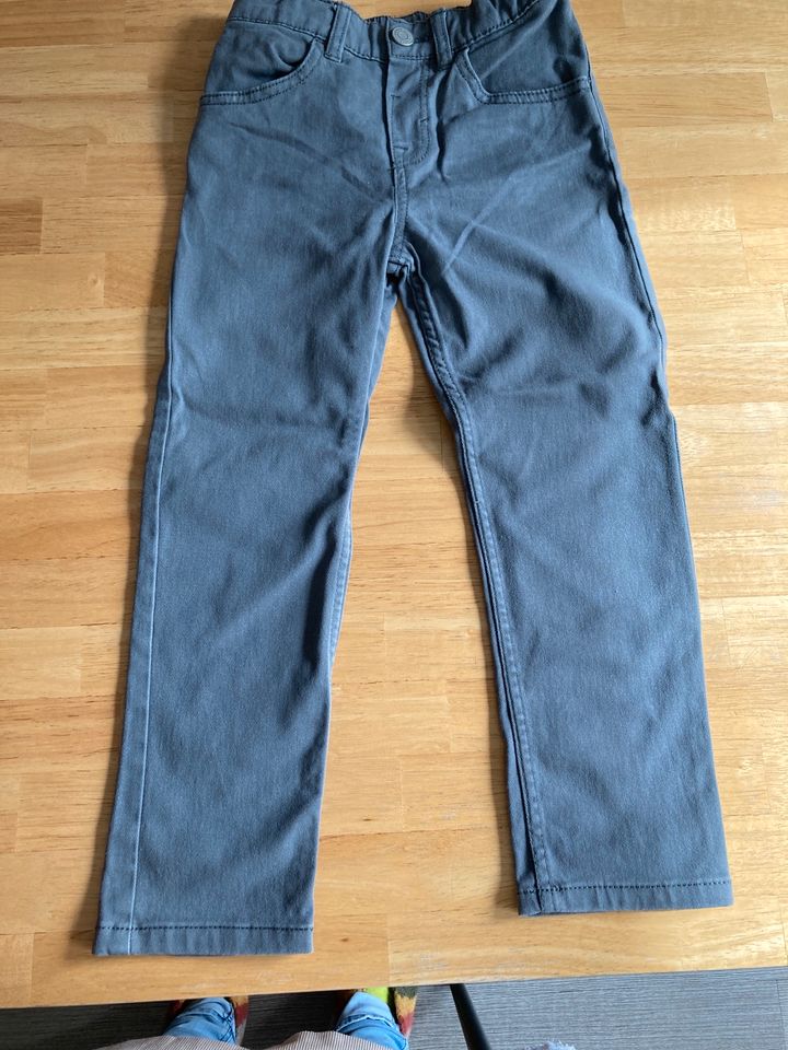 H&M Hose  Gr.116 in Stade