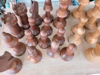 Schach mit Tisch Handarbeit Schachspiel Niedersachsen - Wanna Vorschau