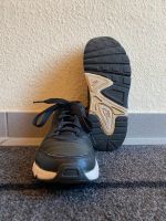 Nike Sneaker schwarz Damen 42 27 cm atsuma Nordrhein-Westfalen - Erkelenz Vorschau