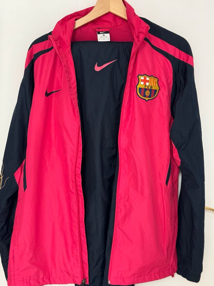 FC Barcelona Trainingsanzug Mädchen Vintage in Wiesbaden