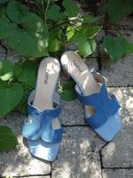 Pantoletten / Sandalen mit Jeansstoff von Heine, Gr. 37 , NEU Baden-Württemberg - Tauberbischofsheim Vorschau