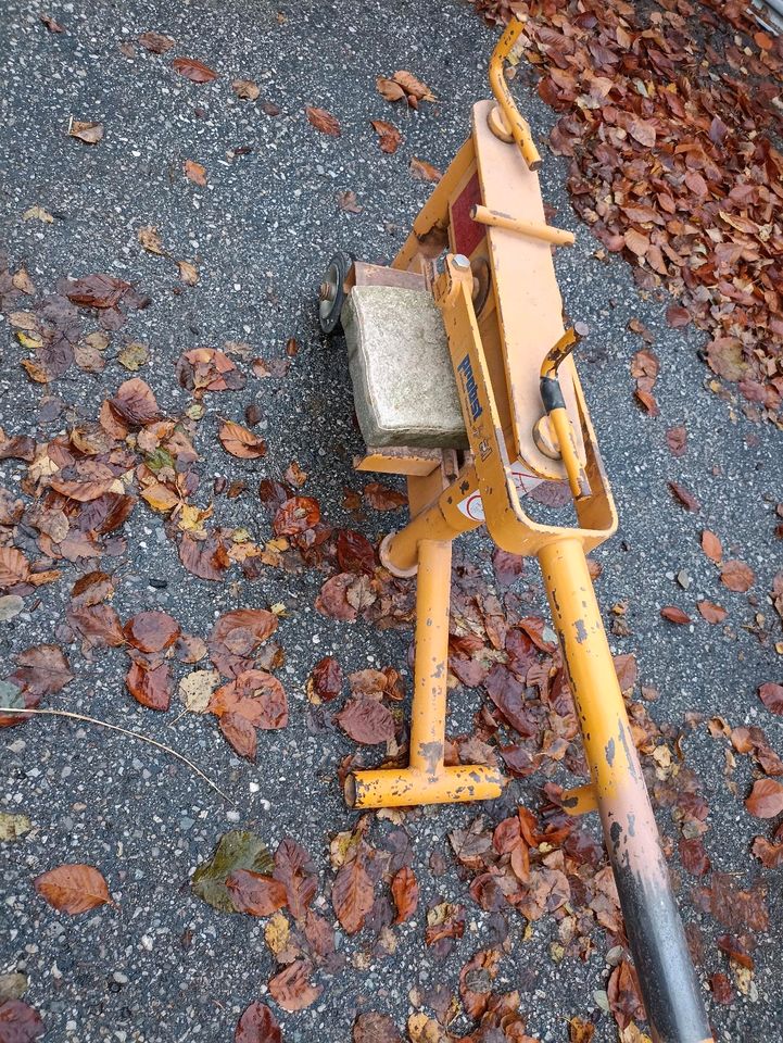 Vermiete Steinknacker, Pflaster in St. Georgen bei Traunreut