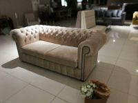 Chesterfield Design Sofa 3er aus Samtstoff | NEU | Farbauswahl Nordrhein-Westfalen - Velbert Vorschau
