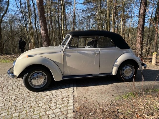 VW Cabrio 1971 guter Zustand (2-), neuer TÜV in Berlin