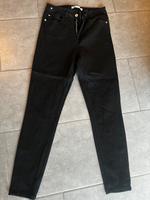 Zara Skinny Jeans schwarz Gr. 40 wie neu Versand inkl. Rheinland-Pfalz - Schweich Vorschau