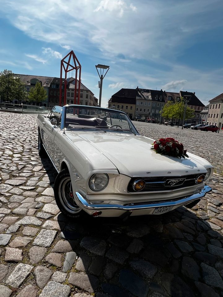 Hochzeitsauto Ford Mustang Cabrio mieten in Pirna