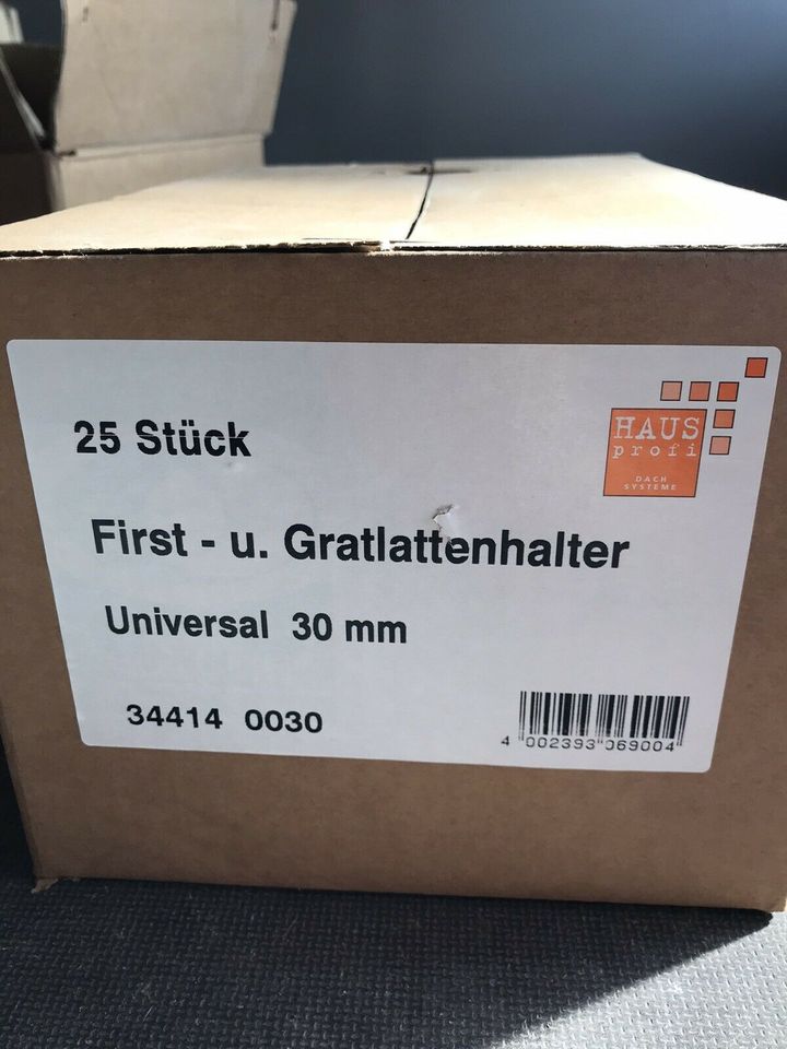 First- und Gratlattenhalter 30 mm (25 Stück ) in Pöttmes