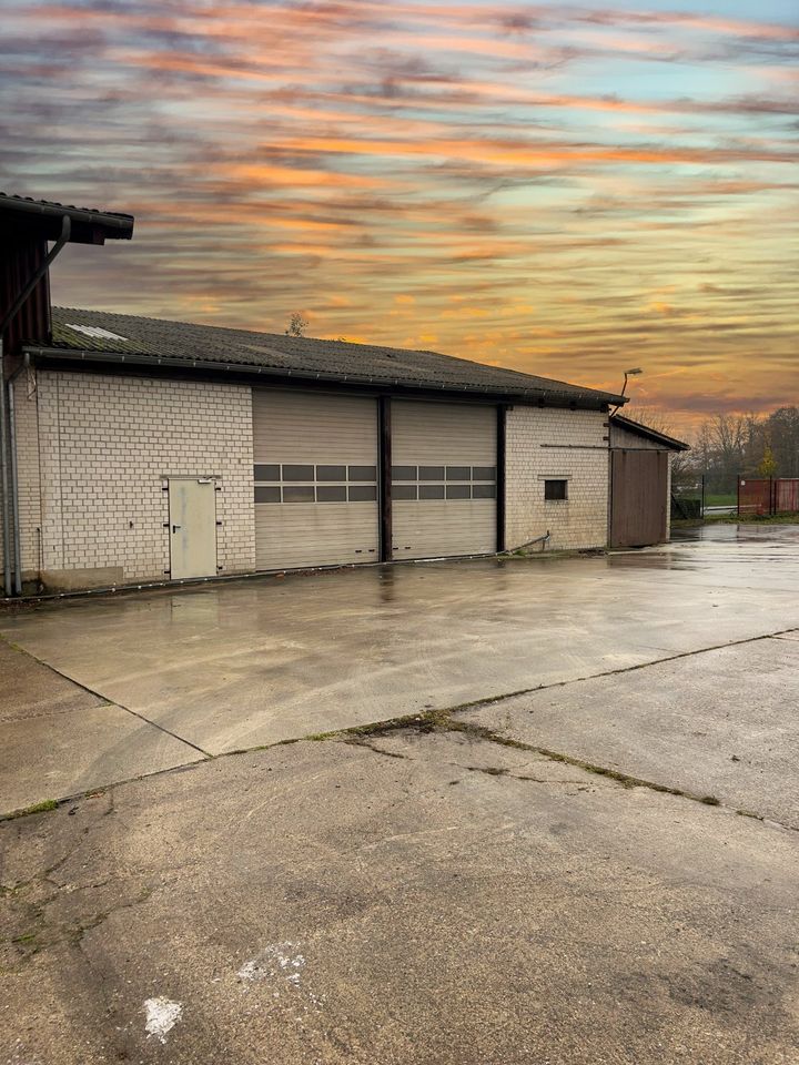 Gewerbehalle mit ca. 333m² Fläche zu vermieten in Rheda-Wiedenbrück