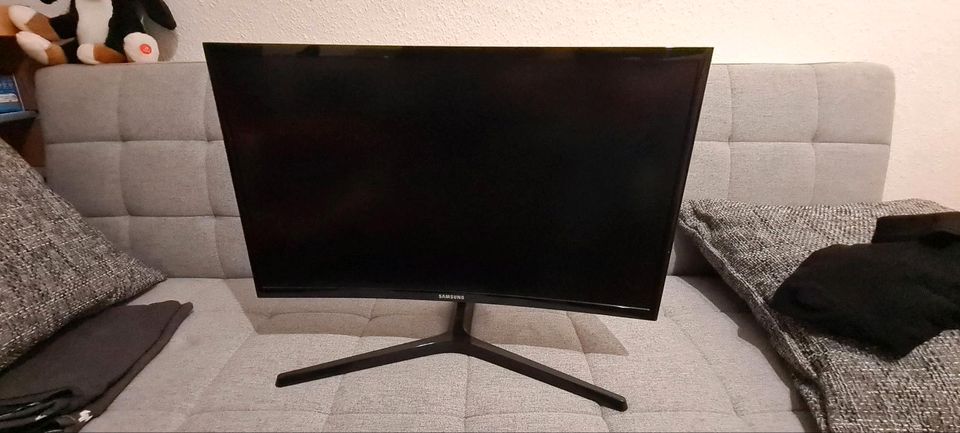 Samsung 24 Zoll Curved Monitor in Bremen