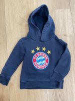 FC Bayern Hoodie/ Sweatshirt Gr. 116 marine Nordrhein-Westfalen - Meschede Vorschau