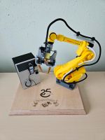 Fanuc Modell Roboter 1:10 Einzelstück Geschenk Verabschiedung Bayern - Hepberg Vorschau