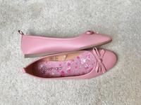 Ballerinas mit Schleife (neu) Größe 37 Berlin - Köpenick Vorschau