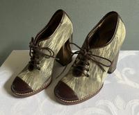 Dolce & Gabbana 38 Absatzschuhe braun bronze Pumps Schnürschuhe Lindenthal - Köln Sülz Vorschau