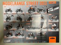 Sehr großes Poster der KTM Modellreihen / Modellrange von 2013 Baden-Württemberg - Herrenberg Vorschau