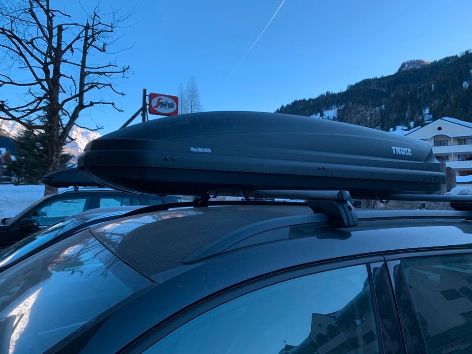 Thule Pacific 600 (Dachbox) zu mieten / Verleih Raum Bargteheide in Bargfeld-Stegen