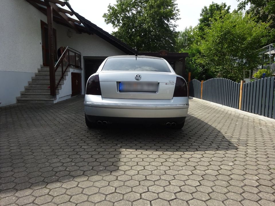 VW Passat W8 4.0 4 Motion Limousine in Asbach-Bäumenheim