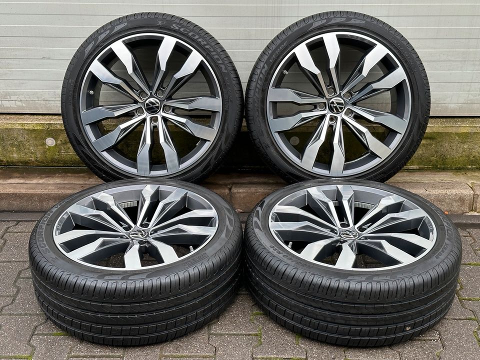 Original 20" Zoll VW Tiguan 2 Il Suzuka Alufelgen mit Sommerreifen ALU Sommer Komplett Räder Radsatz Sommerräder Sommerradsatz Sommerkompletträder Sommerrkomplettradsatz wie NEU Neuwertig BI Color! in Gelsenkirchen