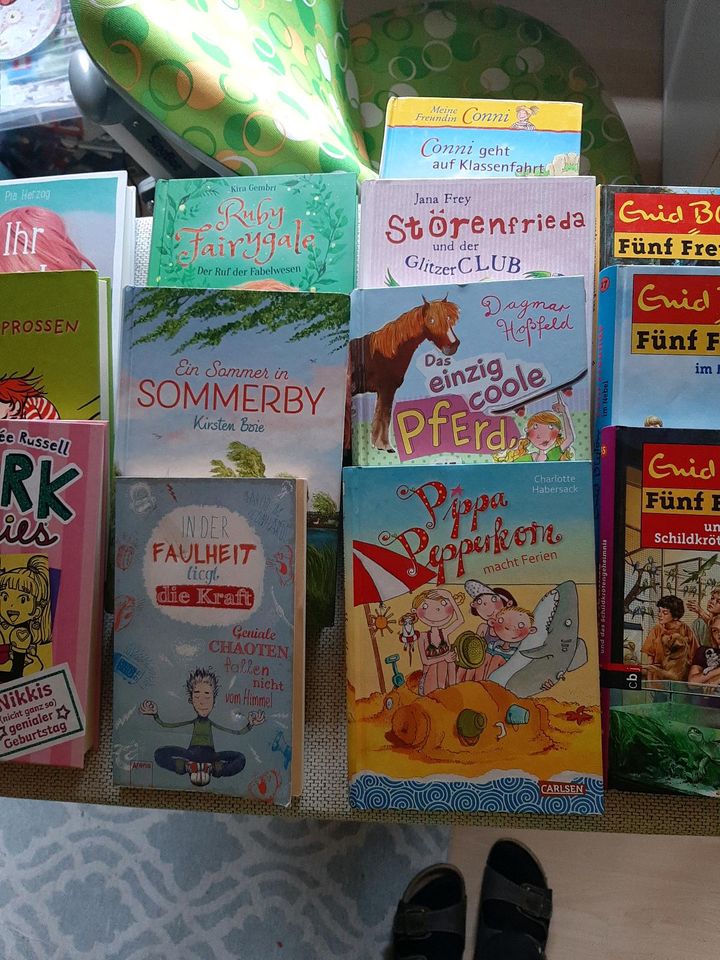 Diverse Kinder-und Jugendbücher in Gummersbach