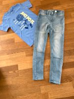 Jeans skinny fit und Nike t-Shirt Gr.  134 Nordrhein-Westfalen - Hamm Vorschau
