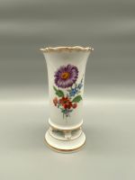 MEISSEN PORZELLAN VASE TATZENFÜSSE BLUMEN DEKOR GOLDRAND 060110 Berlin - Charlottenburg Vorschau