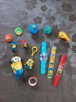 Set Minions Figuren Armbänder etc. Mecklenburg-Vorpommern - Golchen Vorschau