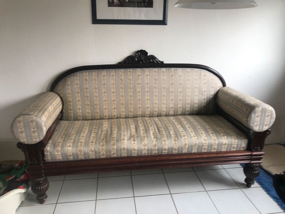 Antikes dänisches Sofa in Norderbrarup