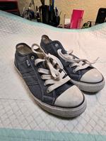Fila Canvas Chucks Gr. 41 US 8,5 grau/weiß gebraucht gut Nordrhein-Westfalen - Recklinghausen Vorschau