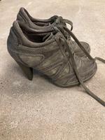 braune Absatzschuhe zum Schnüren von Graceland in 39 Hessen - Sontra Vorschau